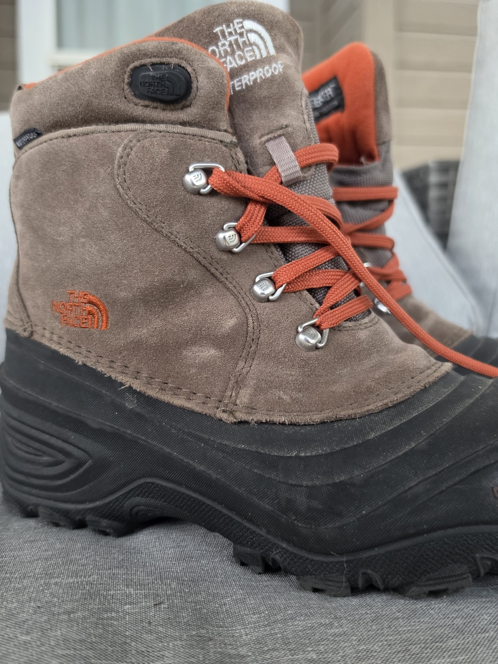 The North Face Kids' Chilkat Lace II Waterproof Winter Boot - Picture 2 of 10